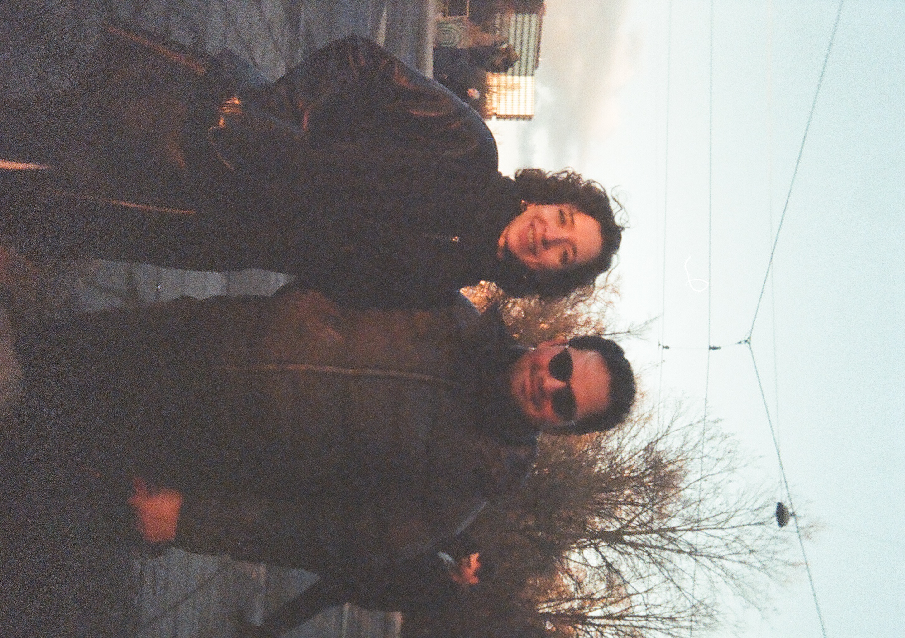 Yaz akşamı enerjisi taşıyan gerçek bir fotoğraf